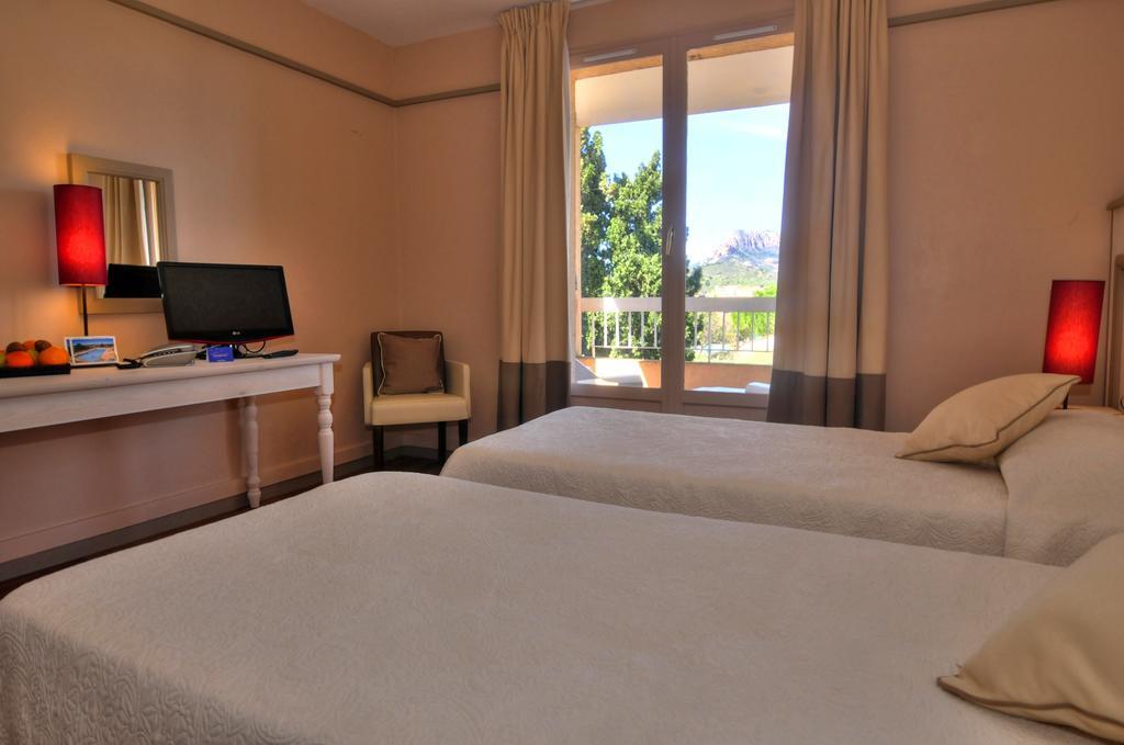 Village Club Mileade Roquebrune/Argens Kamer foto
