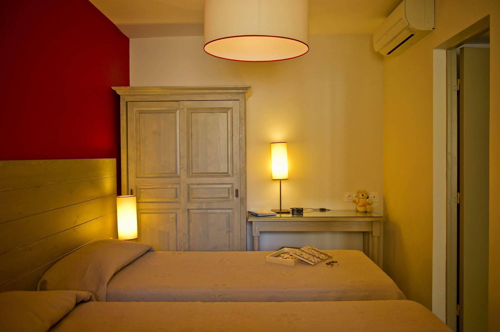 Village Club Mileade Roquebrune/Argens Buitenkant foto