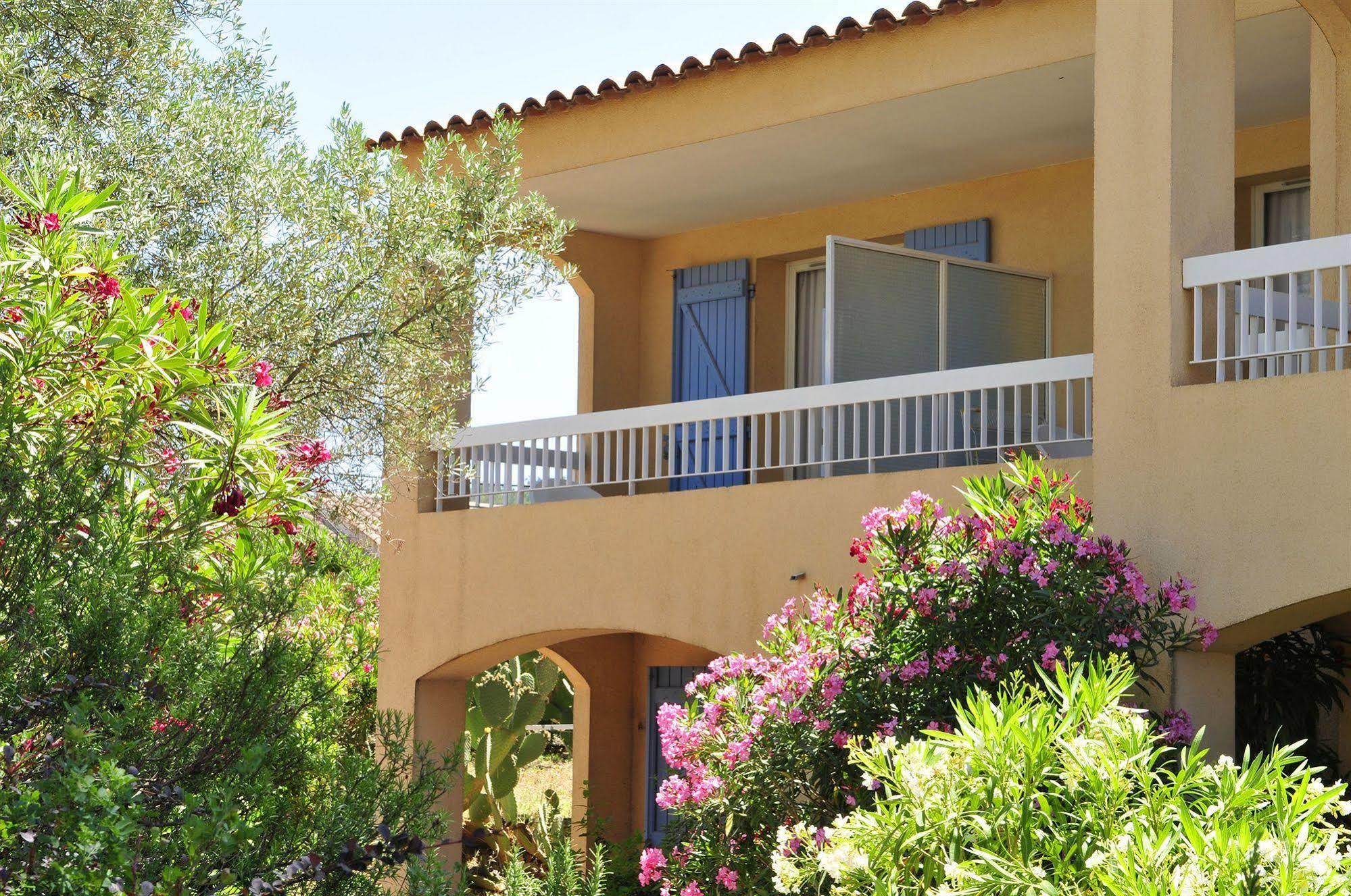 Village Club Mileade Roquebrune/Argens Buitenkant foto